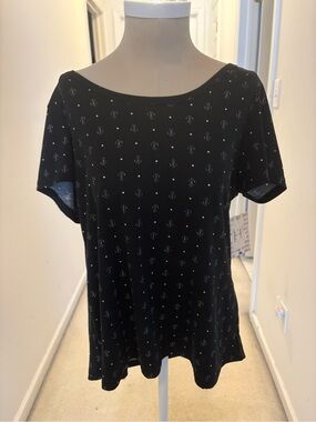 LuLaRoe Black Short-Sleeve Tee with Silver Anchor Motif